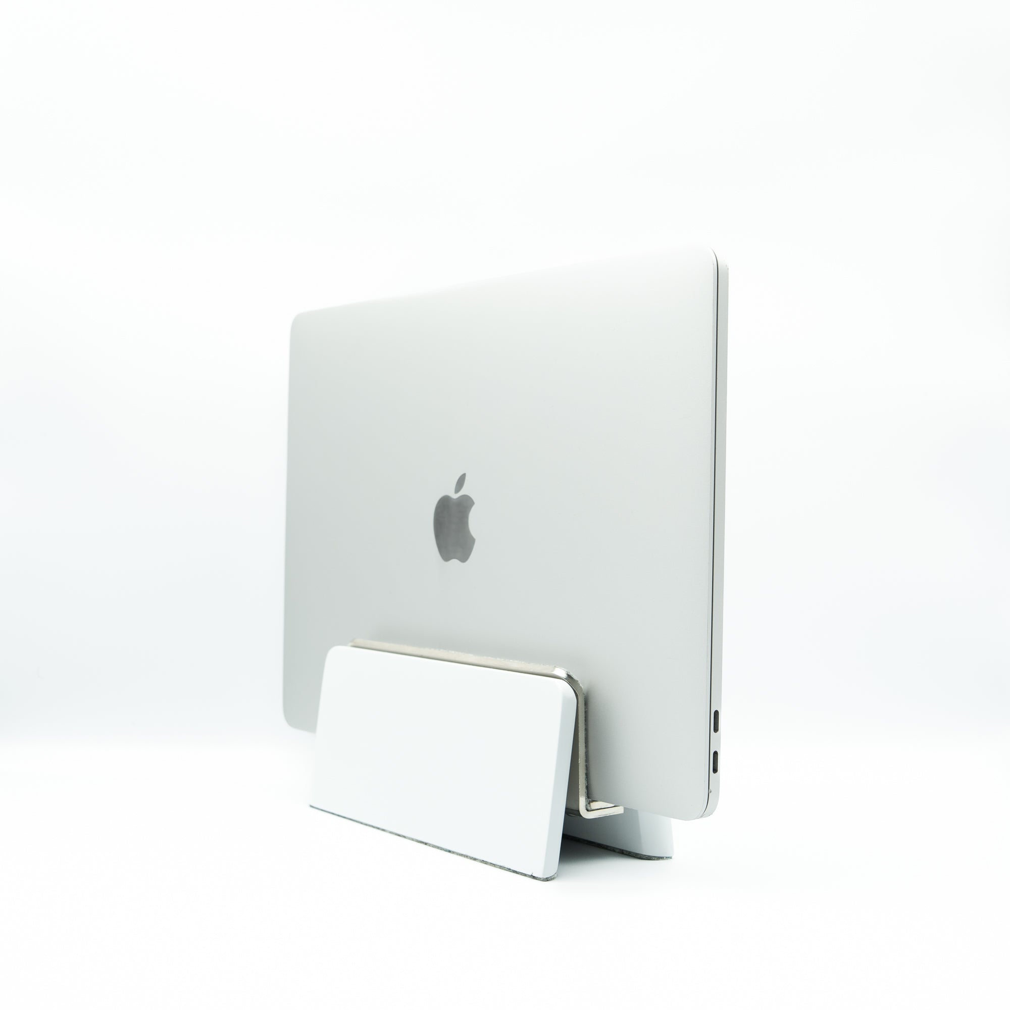 Vertical Laptop Stand | Matte White