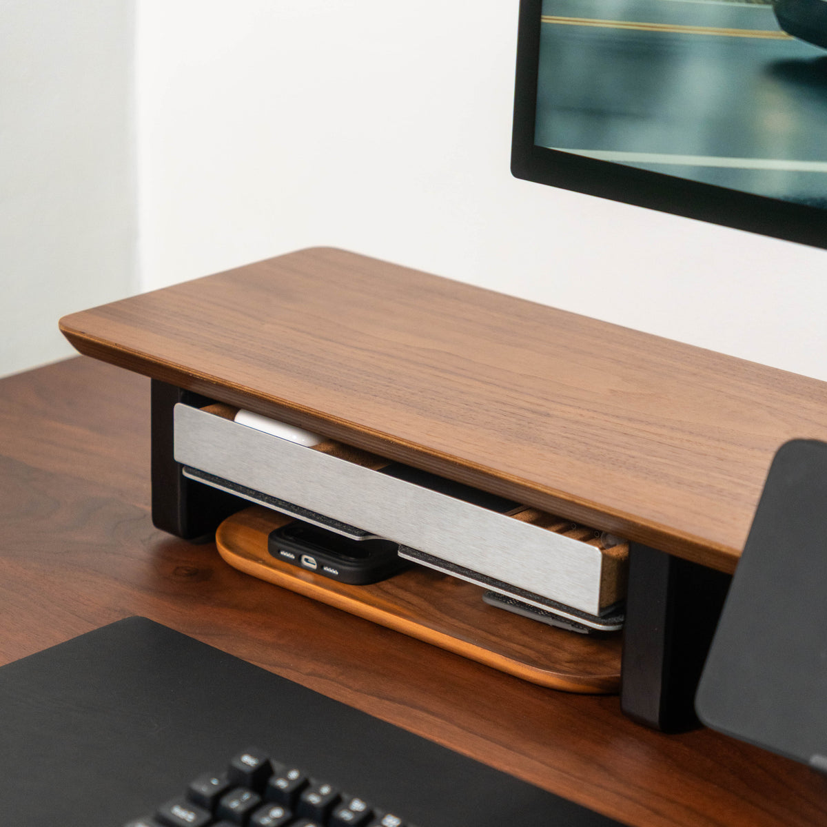 Desk Setup Cockpit | Walnut